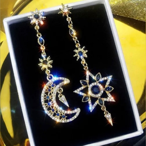 Celestial Bling Earrings - Picture 13 of 13